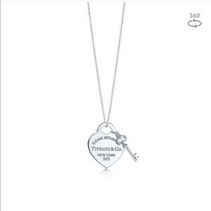 Tiffany’s Heart and Key Pendant Necklace